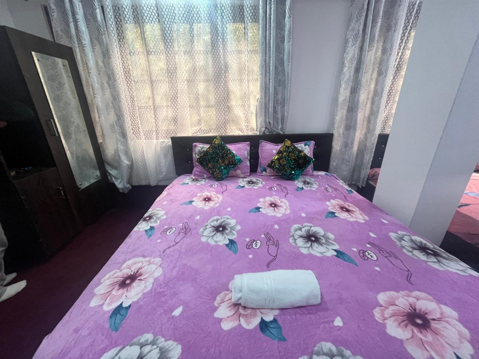 Shalom Inn Home Stay Darjeeling  Exteriör bild